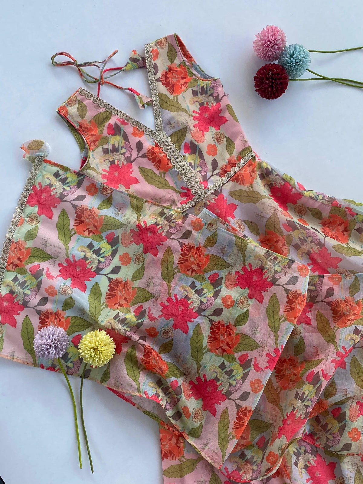 Floral Print Gown with Lace Detailing and Matching Stole