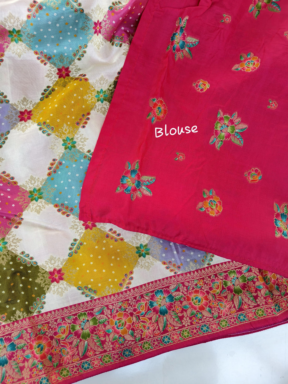 Fresh Arrival ❤️ Pure Moonga Viscose Bandhani Print Saree with Meenakari Border