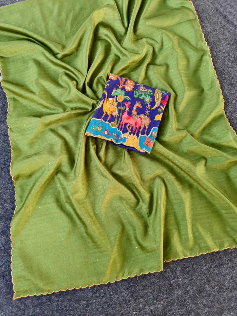 GREEN