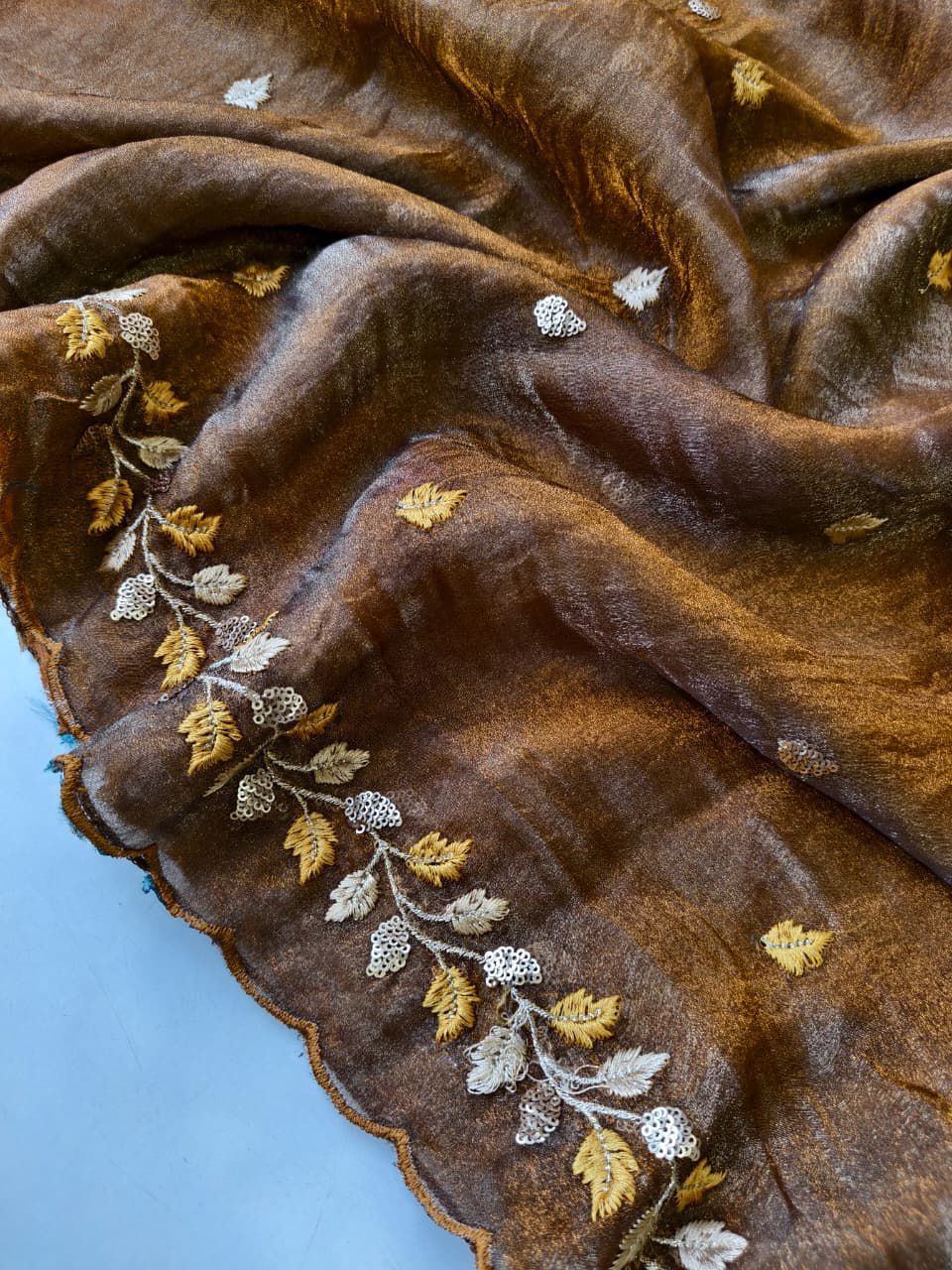 Elegant Dark Pure Crush Chiffon Saree with Leaf Pattern & Cutwork Border