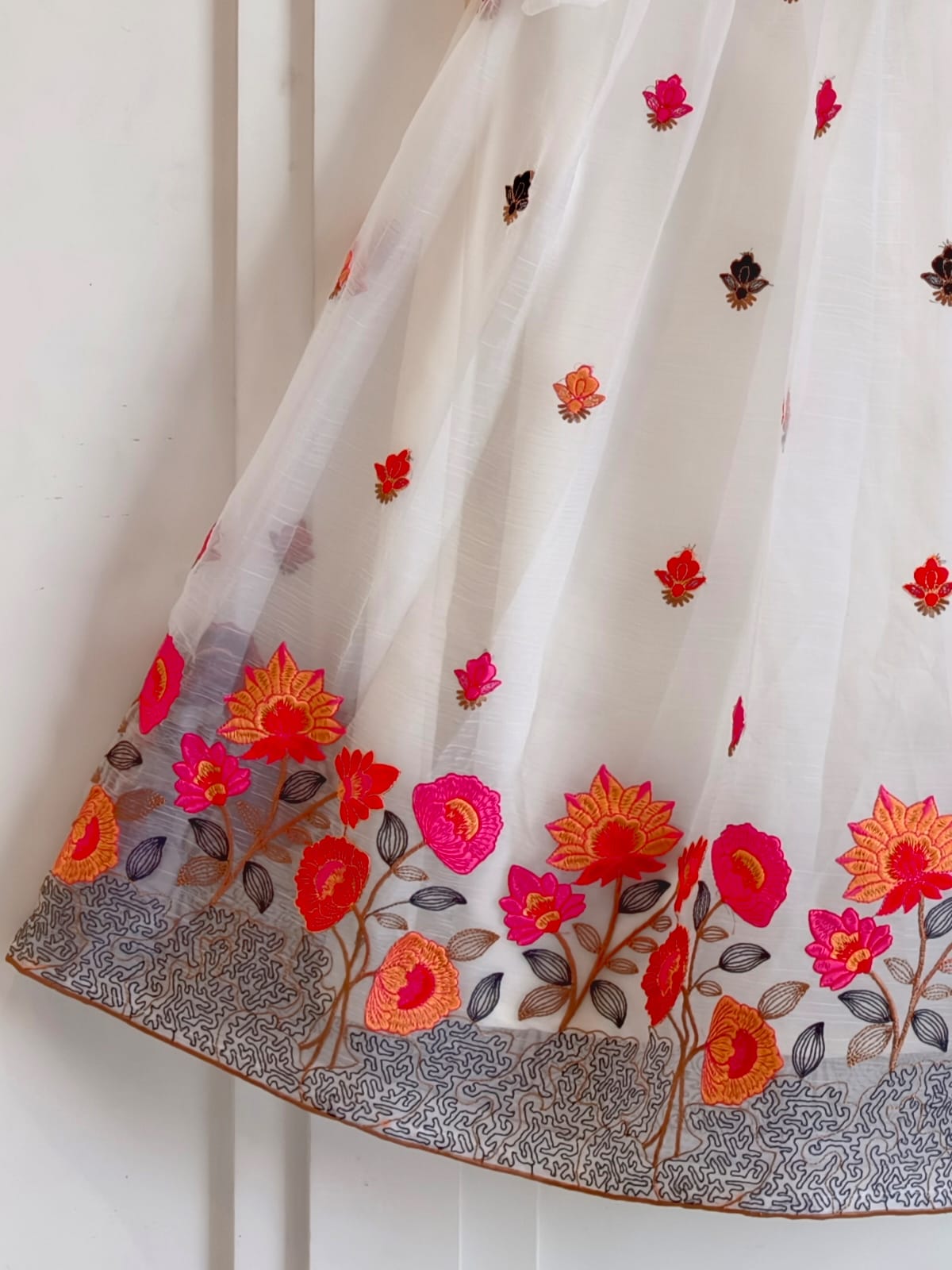 Elegant Off-White Floral Embroidered Skirt & Butti Top Set for Girls (1 Month – 16 Years)  Description: