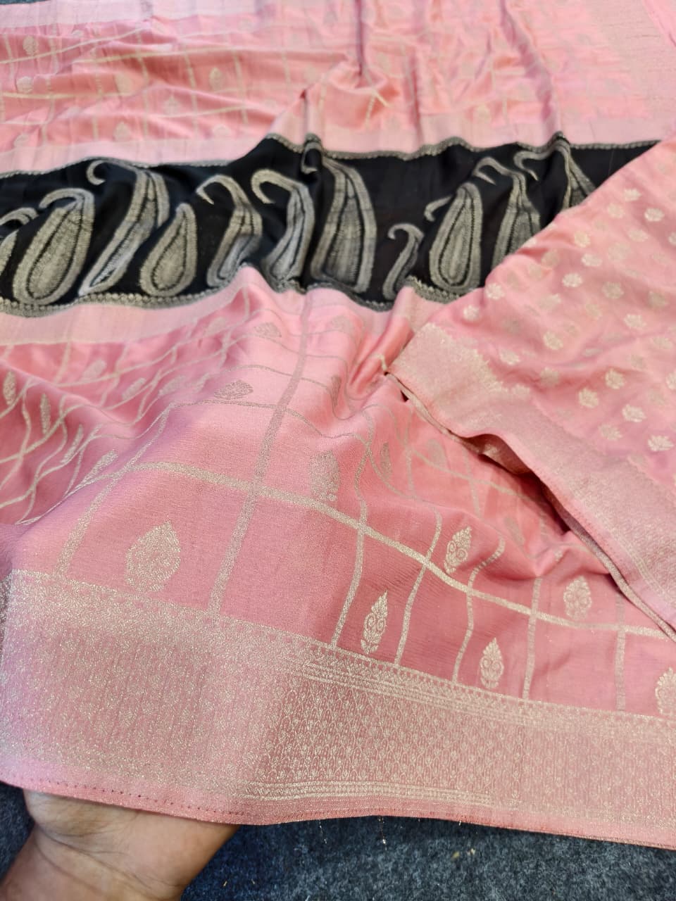 Pure Mysore Viscose Crepe Saree with Dual-Tone PBP Design & Zari Woven Pallu